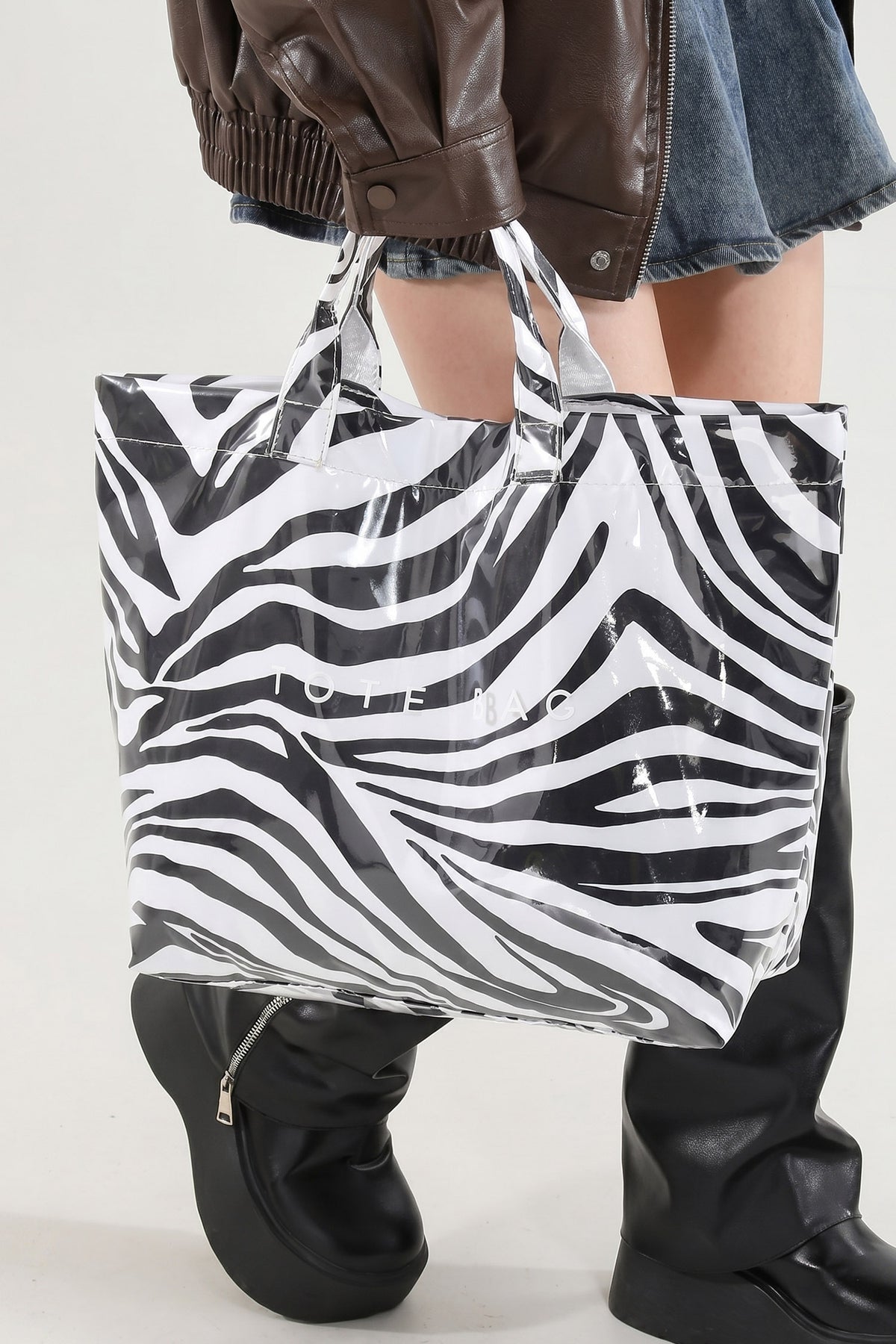 Blackish Green Tropical Print Travel Tote Bag
